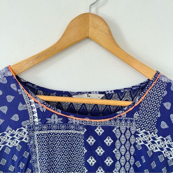 Tu Navy White Patchwork Asymmetrical Open Back Short Sleeve Blouse‎ - Picture 9 of 9